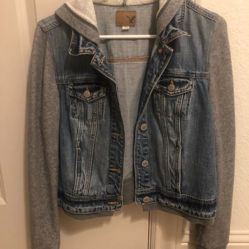 Cropped AE Jean Jacket
